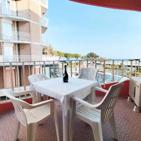 Apartment In 25358