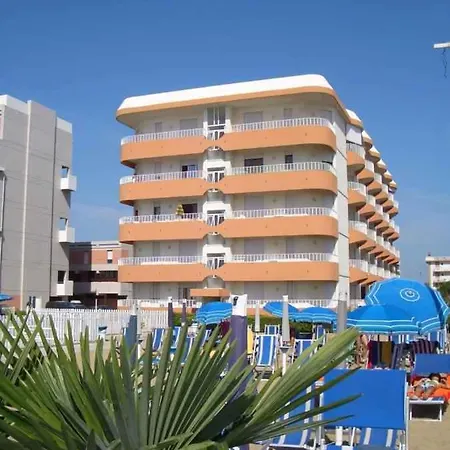 In 25358 Lido di Jesolo